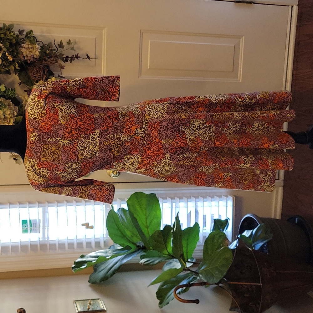 LuLaRoe brown orange lilac gold cream swirl round neck short sleeve dress …M EUC - Picture 4 of 6